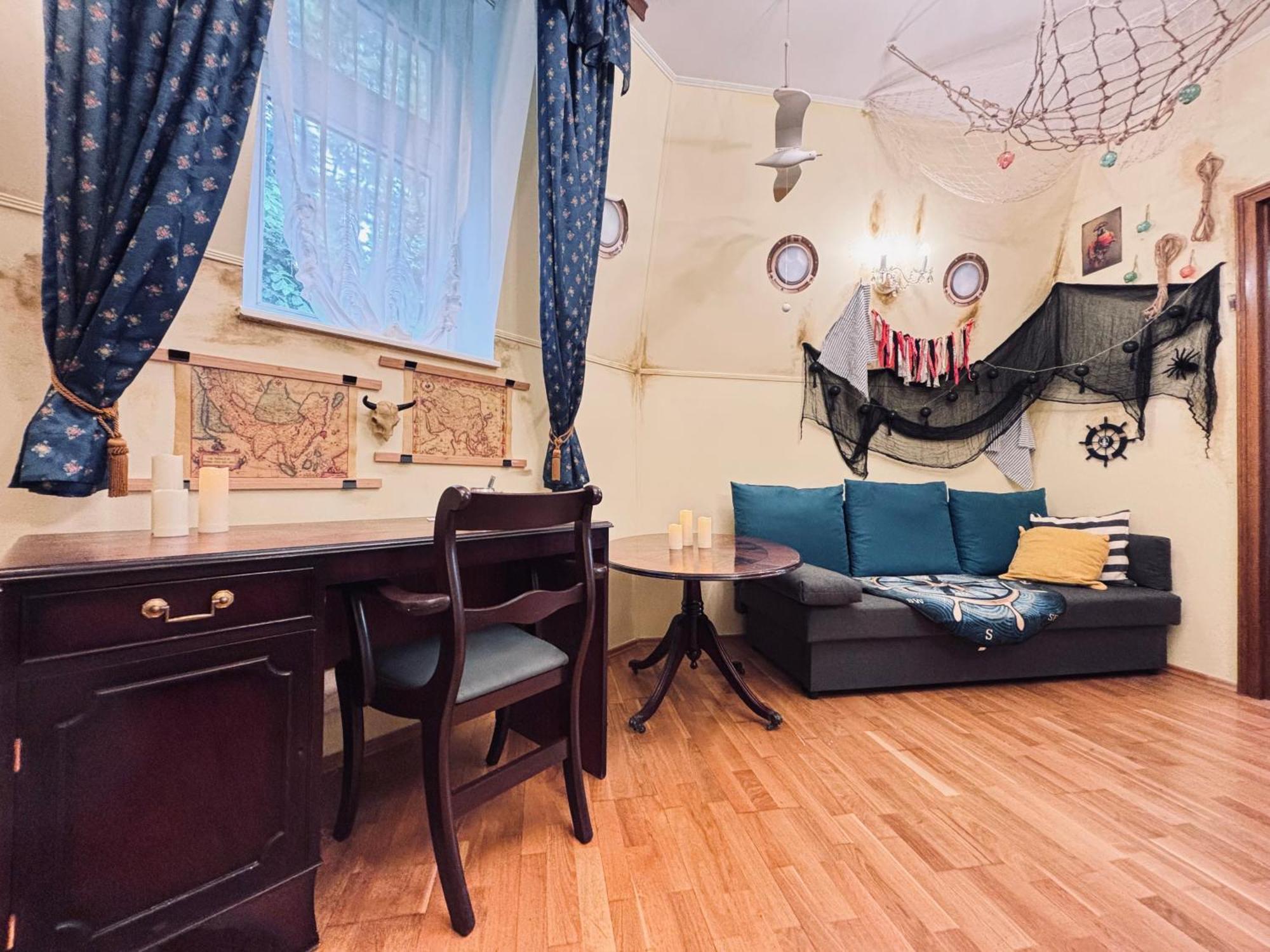 Pirate Family, Theme Room, Free Parking Κάρλοβι Βάρι Εξωτερικό φωτογραφία